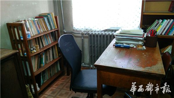 周有光先生书房，拍于2017年1月14日，可惜已人去楼